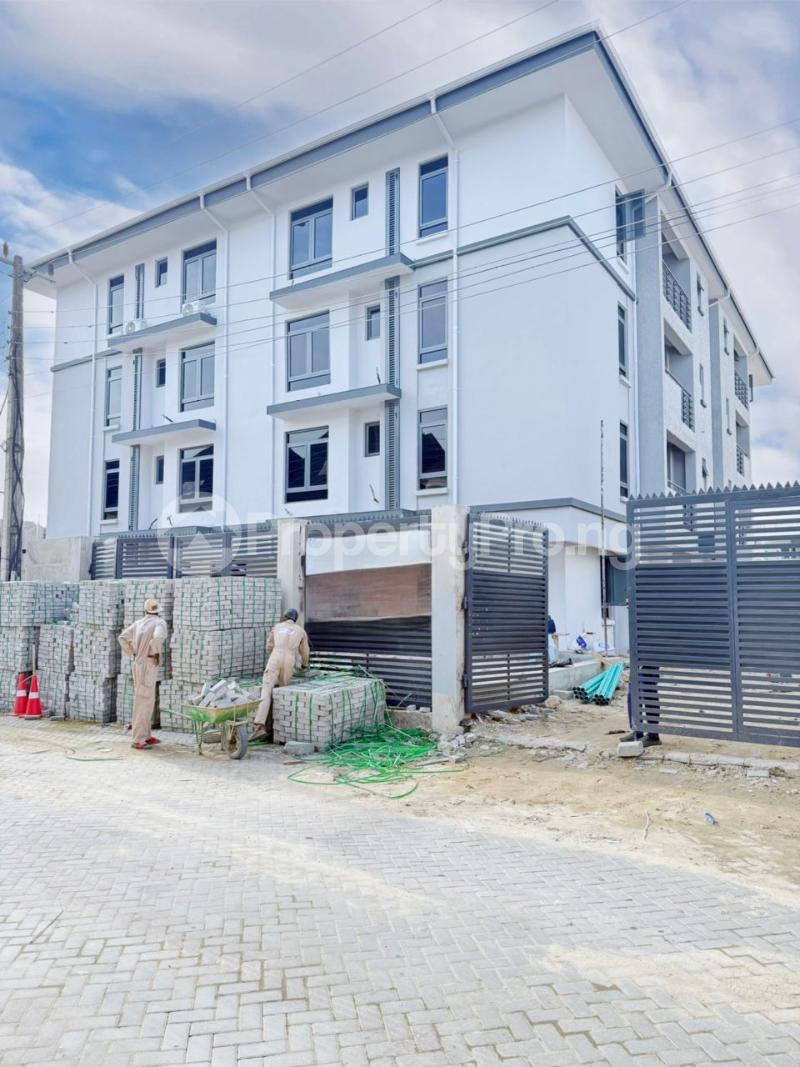 2 bedroom House for sale Osapa london Lekki Lagos
