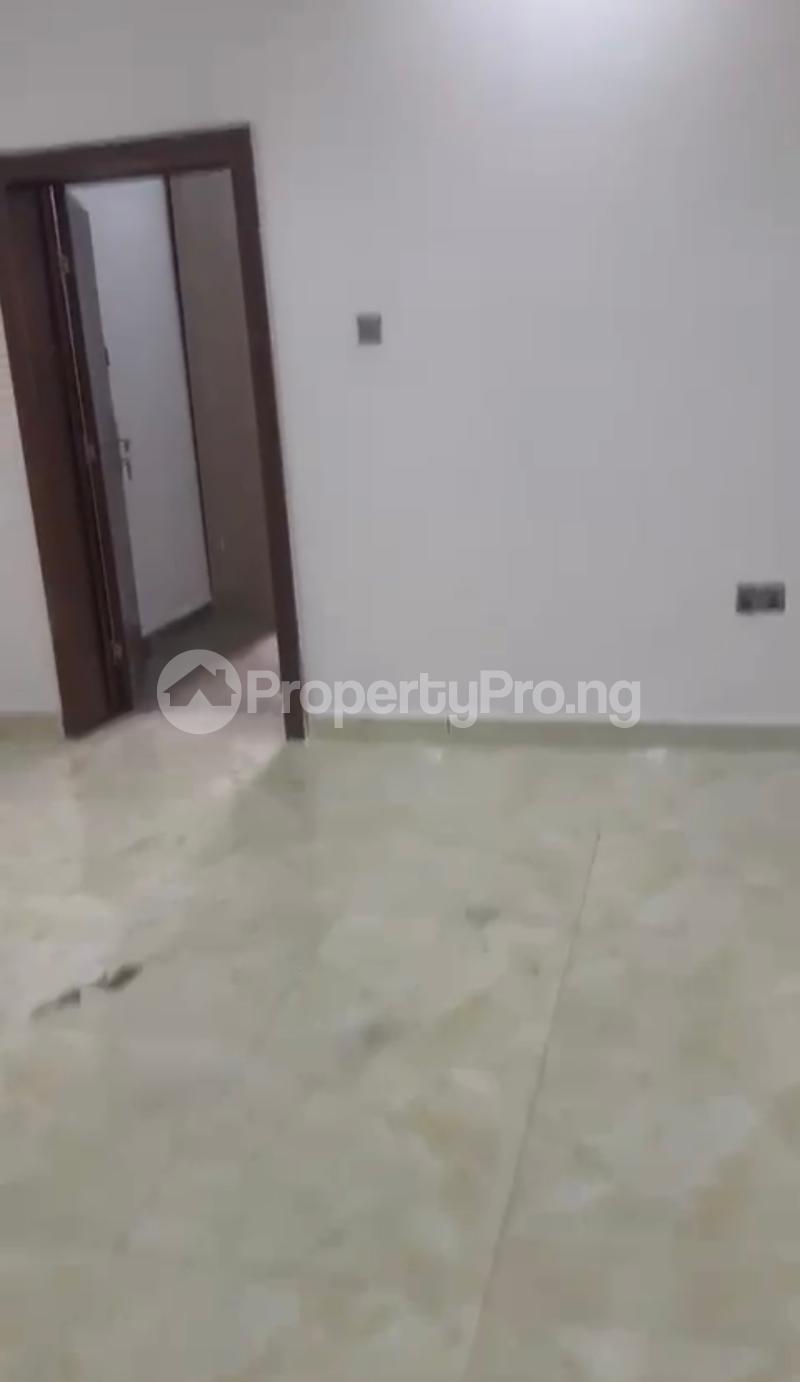 2 bedroom Flat / Apartment for rent By Conoil Along Ogombo Road Lekki Scheme 2 Ajah Lagos - 9
