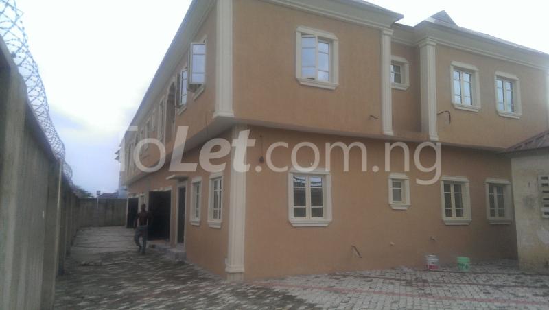 2 bedroom Flat / Apartment for rent New Road Awoyaya Ajah Lagos