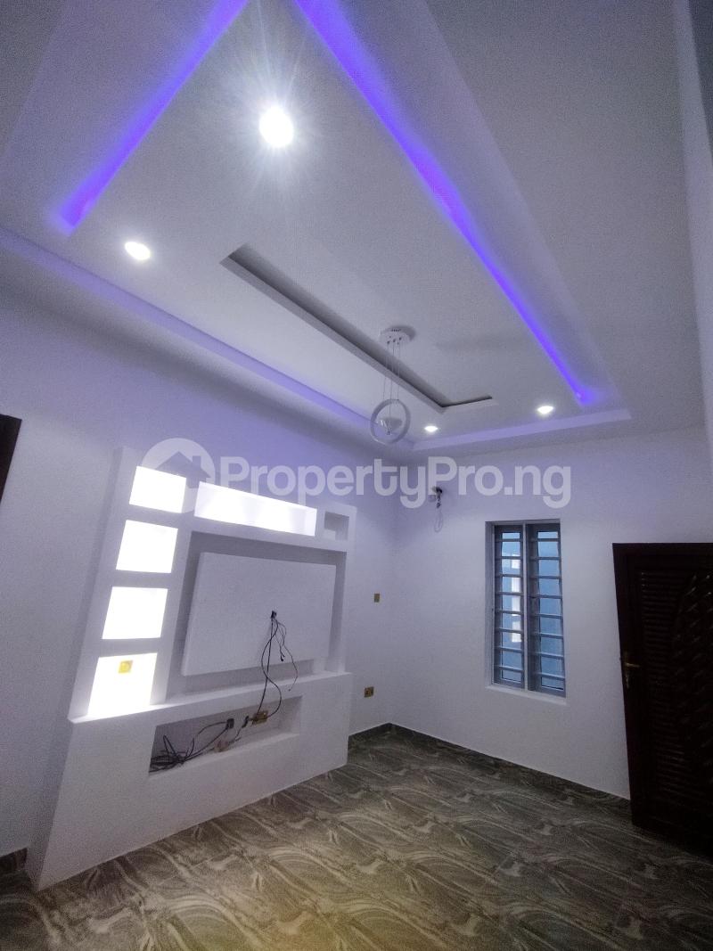 2 bedroom House for rent Gbagada Lagos