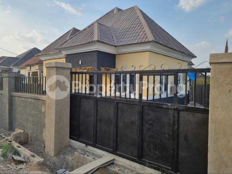 2 bedroom House for sale Von Road Airport Road Lugbe Abuja Lugbe Abuja
