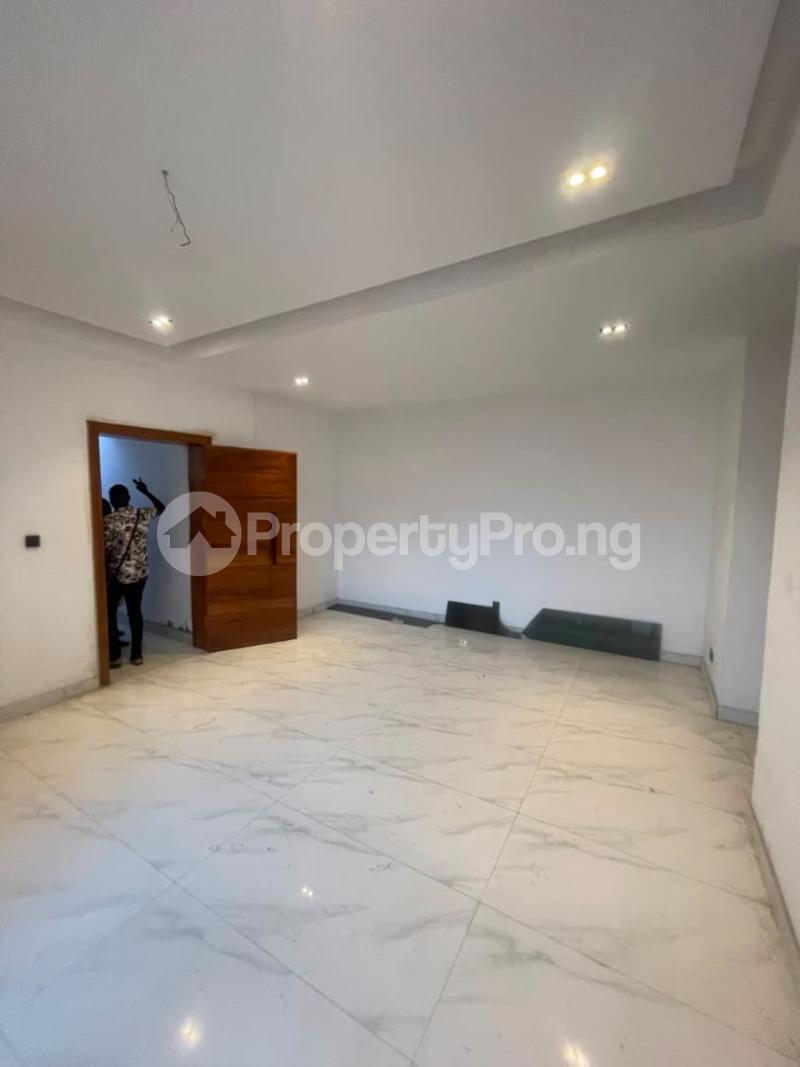 2 bedroom House for rent Ikate Lekki Lagos
