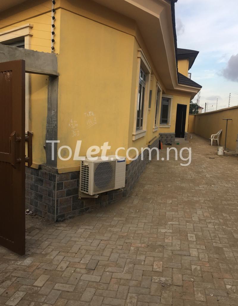 2 bedroom Flat / Apartment for rent Oshifolarin Akoka Yaba Lagos