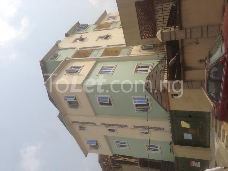 2 bedroom Flat / Apartment for rent Olonode Alagomeji Yaba Lagos