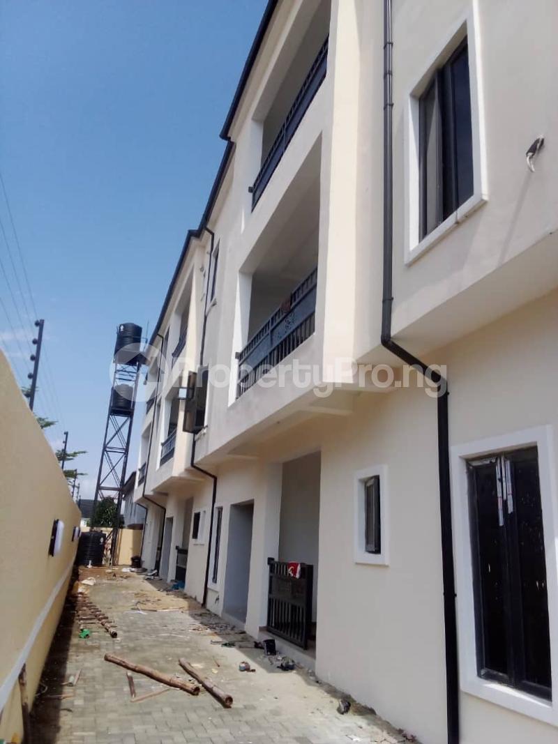 2 bedroom Flat / Apartment for rent Behind Skymall Sangotedo Ajah Lagos