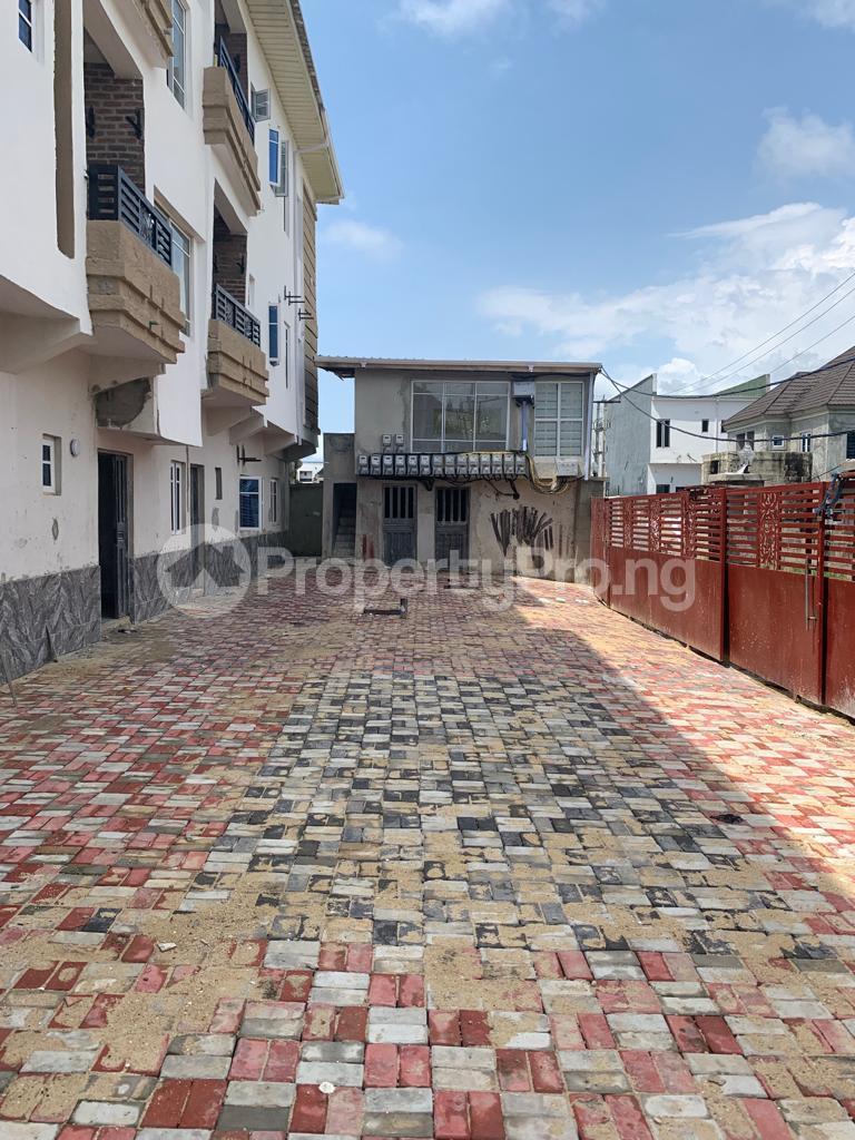 2 bedroom Flat / Apartment for rent Off Alpha Beach, Igbo-efon Lekki Lagos