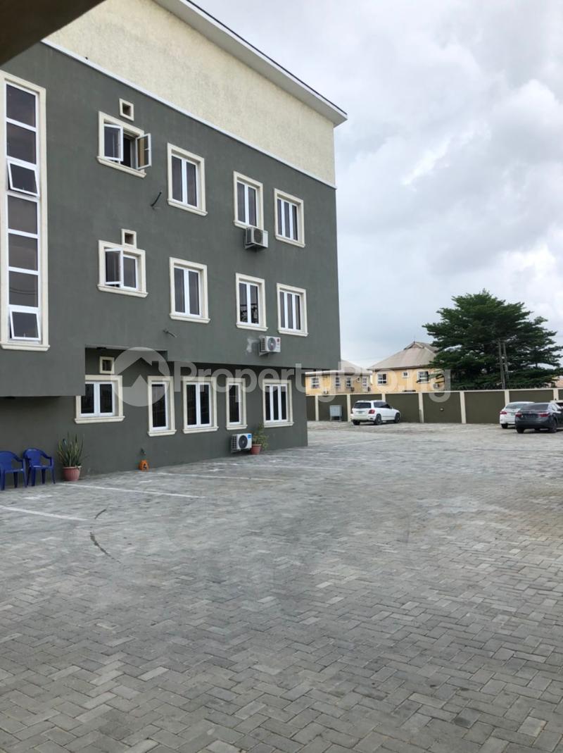 2 bedroom Flat / Apartment for rent Beside Pinnock Beach Estate Osapa london Lekki Lagos