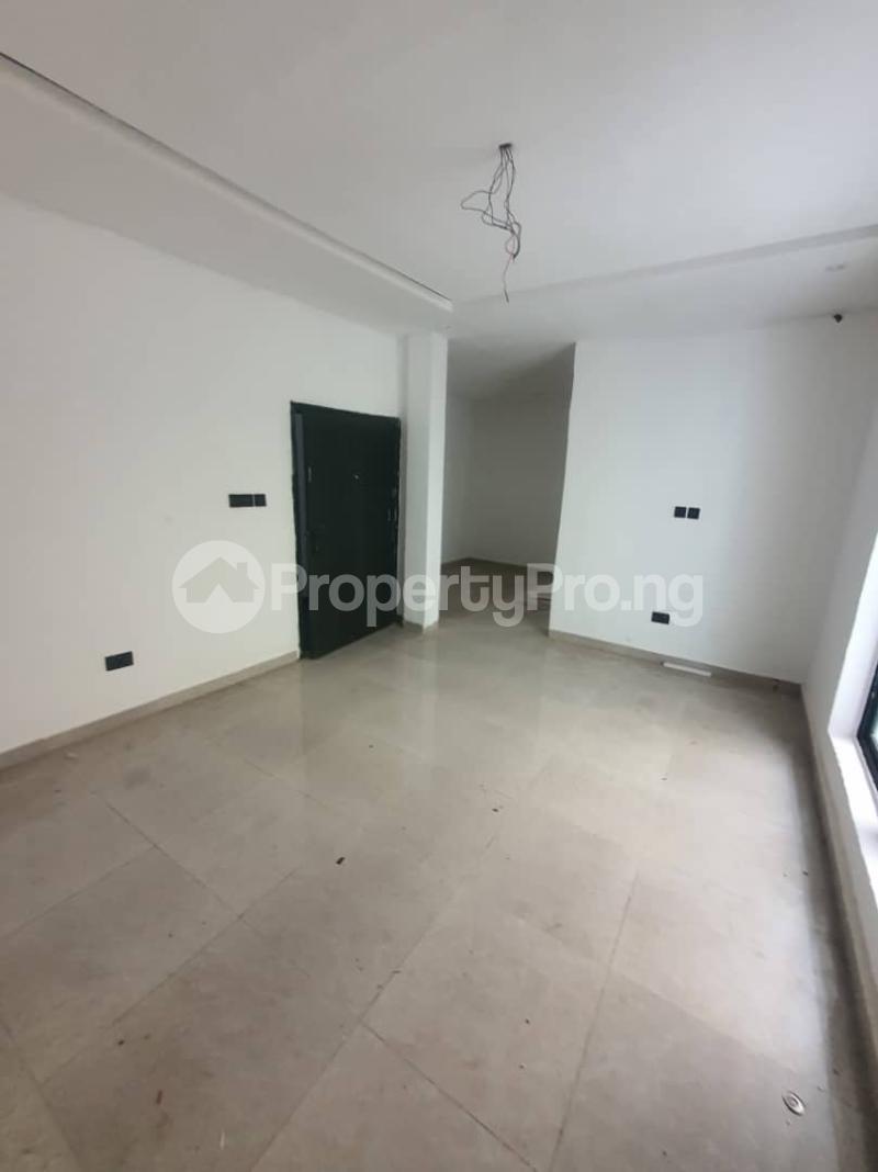 2 bedroom House for rent Ologolo Lekki Lagos