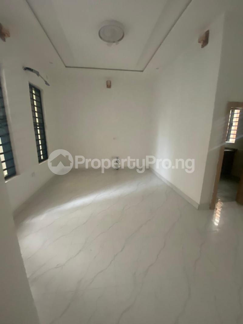 2 bedroom House for rent Jakande Lekki Lagos