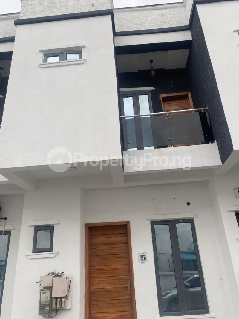 2 bedroom House for rent Ikota Lekki Lagos - 0