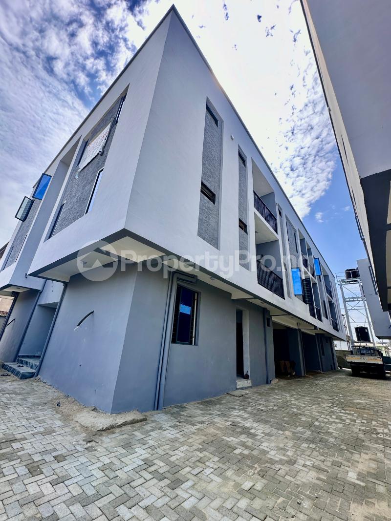 2 bedroom House for rent Spg Street Ologolo Lekki Lagos