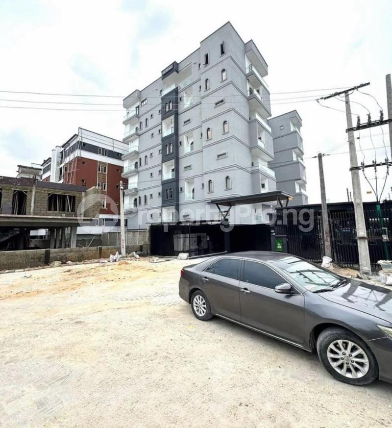 2 bedroom House for rent Estate Lekki Phase 1 Lekki Lagos