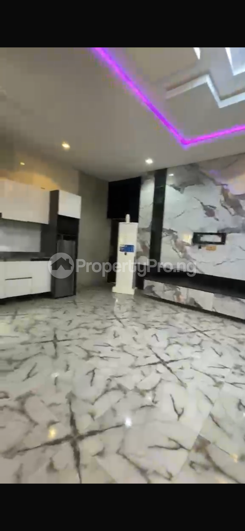 House for sale Omole phase 2 Ojodu Lagos