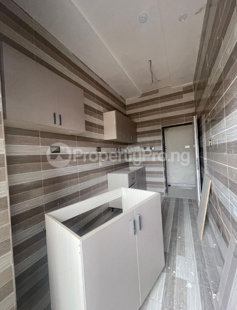 2 bedroom Flat / Apartment for rent Off Ishaga Road, Surulere Lagos