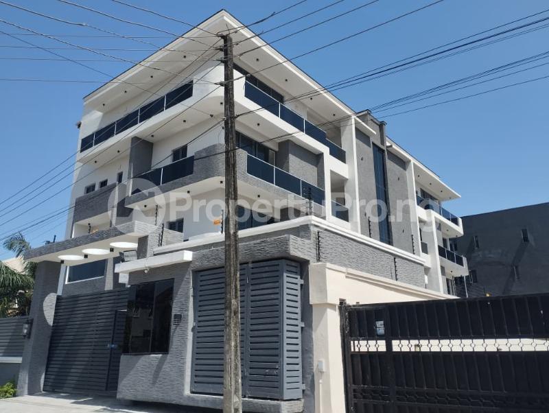 3 bedroom Flat / Apartment for rent Lekki Phase 1 Lekki Lagos