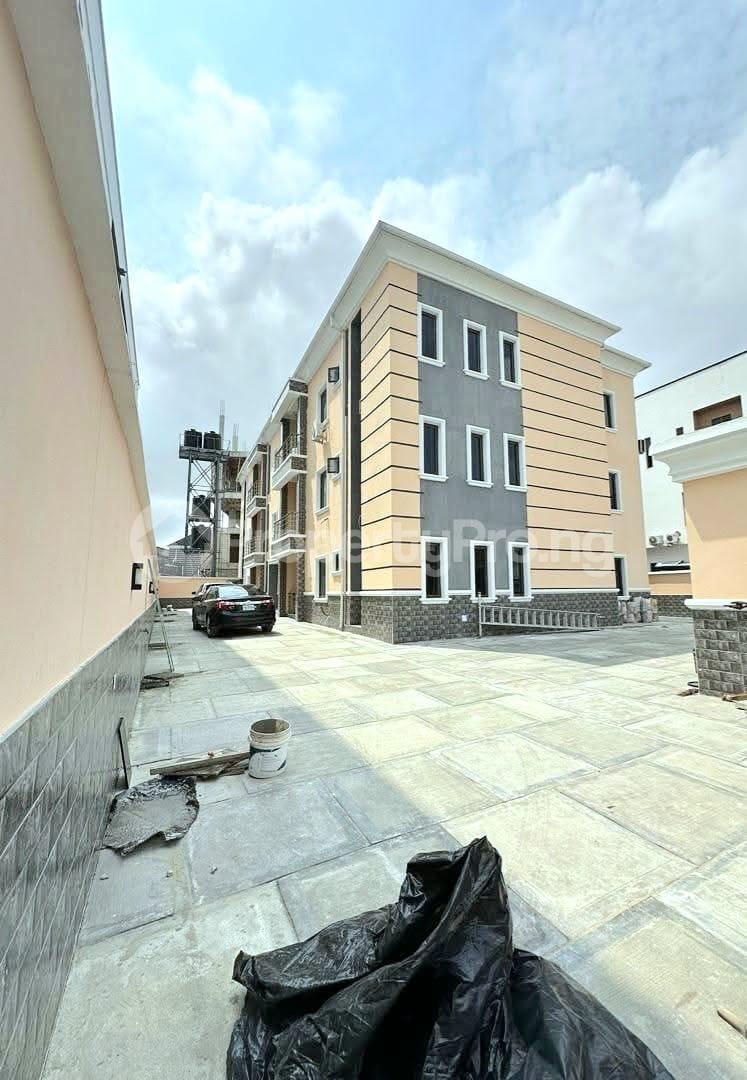 3 bedroom Flat / Apartment for rent Lekki Phase 1 Lekki Lagos