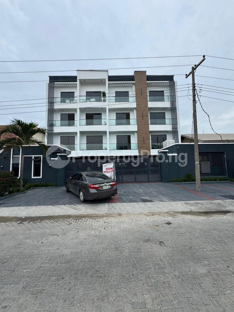 3 bedroom Flat / Apartment for rent Lekki Phase 1 Lekki Lagos