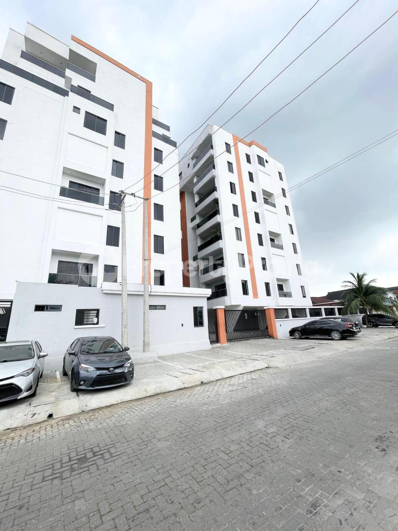 3 bedroom Flat / Apartment for sale Lekki Phase 1 Lekki Lagos