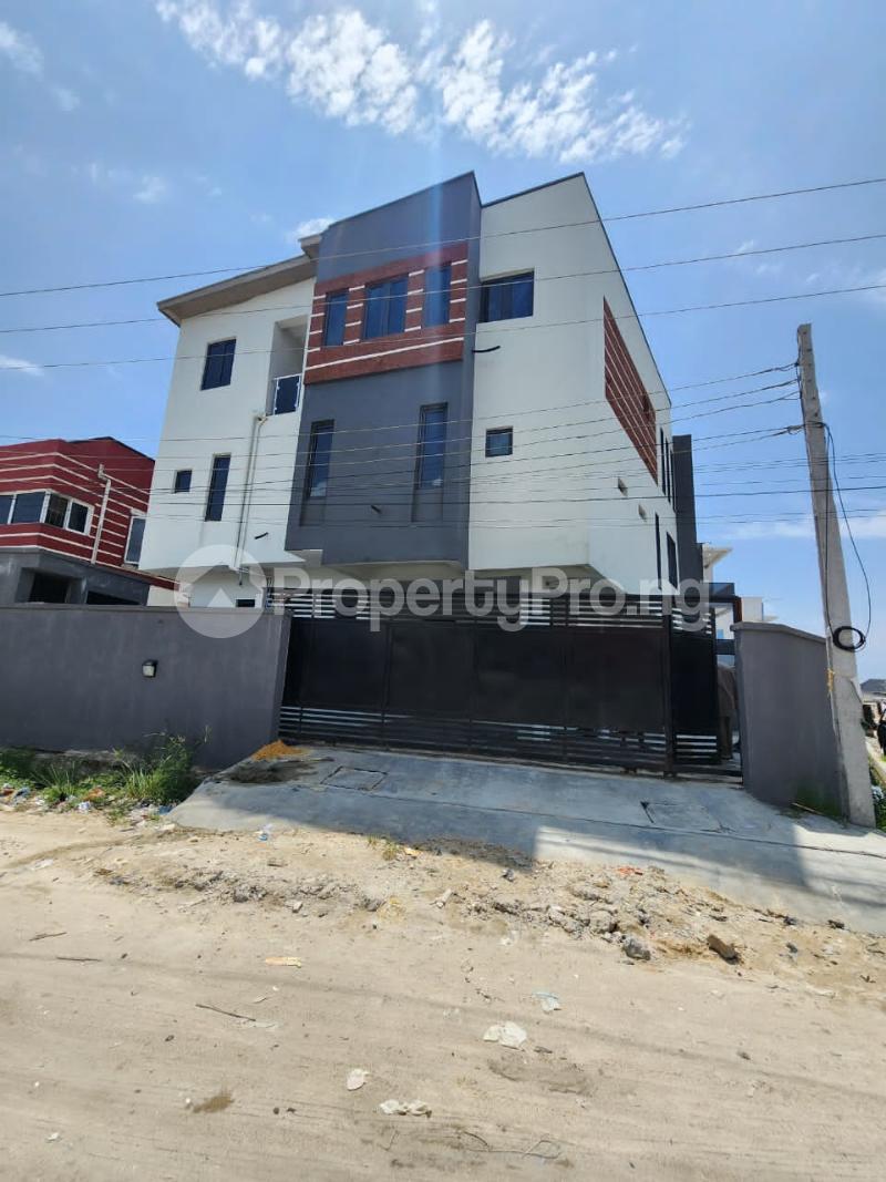 3 bedroom House for rent Ologolo Lekki Lagos