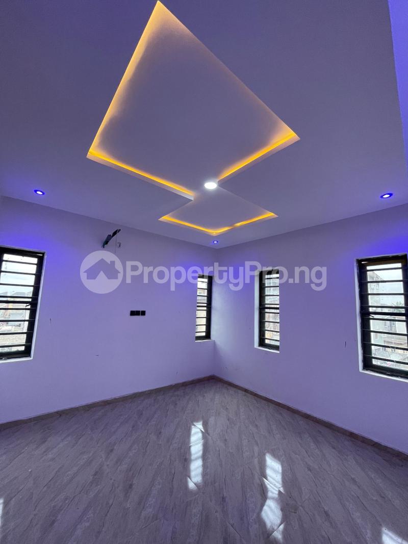 3 bedroom Flat / Apartment for sale Allen Avenue Ikeja Lagos