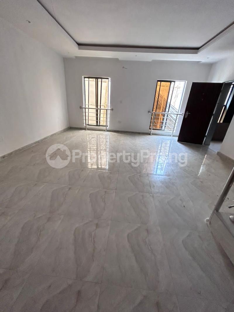 3 bedroom House for rent Lekki Lagos