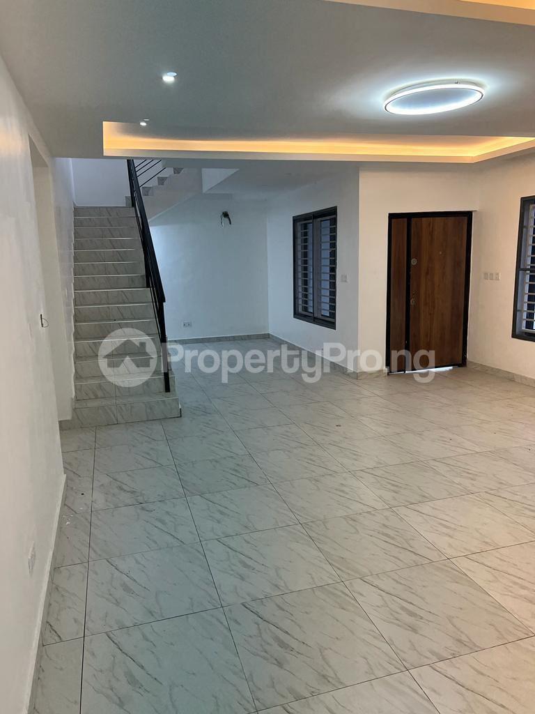 4 bedroom House for rent Abraham adesanya estate Ajah Lagos