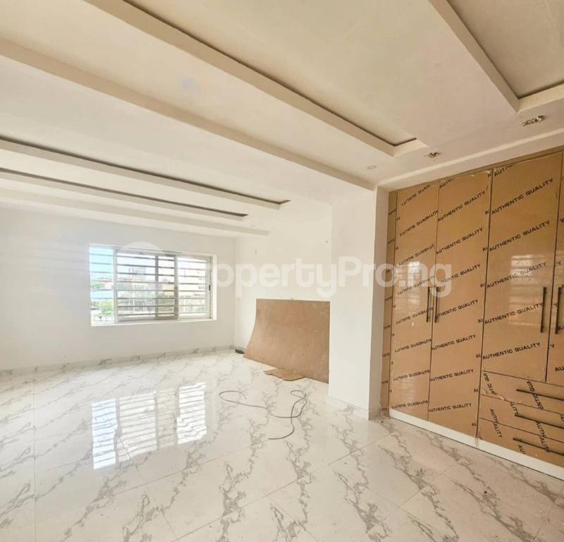 3 bedroom Flat / Apartment for sale Awolowo Road, South West Ikoyi Lagos