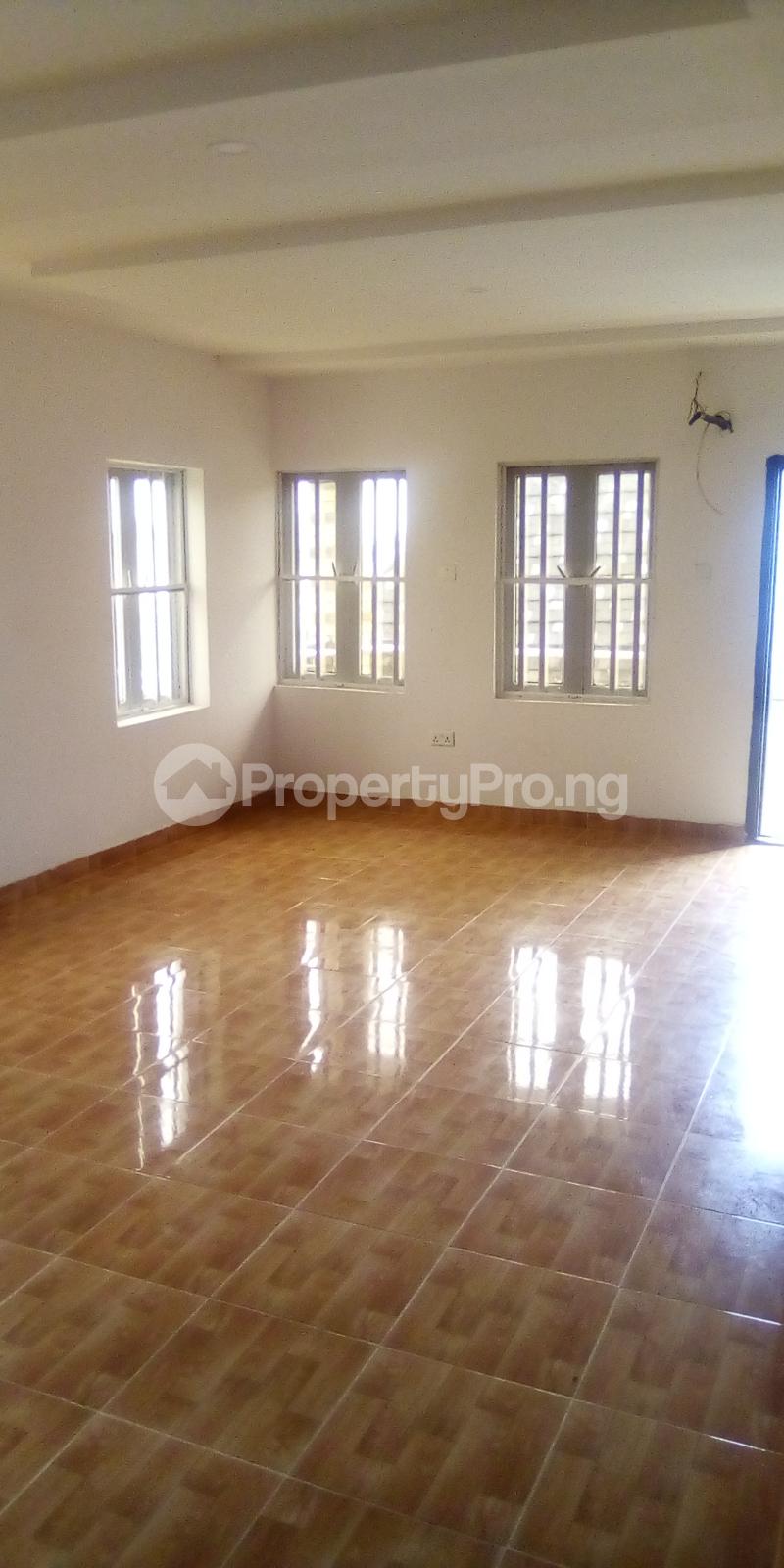 3 bedroom House for rent Behind World Oil Ilasan Lekki Lagos