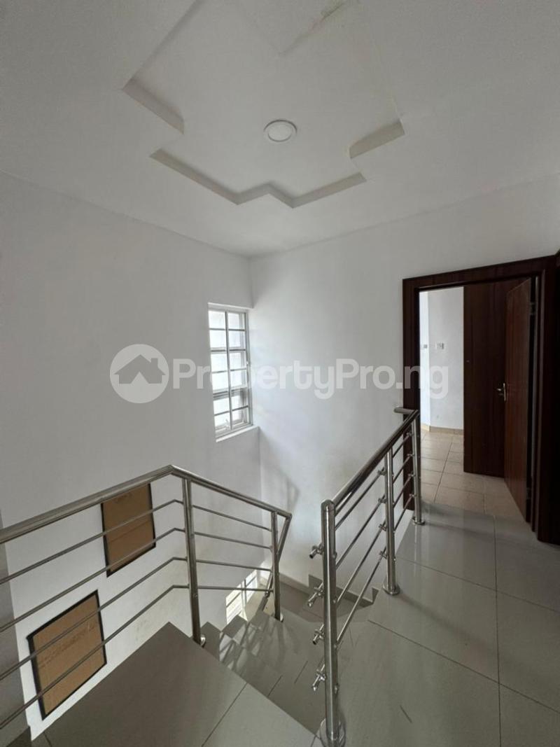 3 bedroom House for rent Ikota Gra Ikota Lekki Lagos