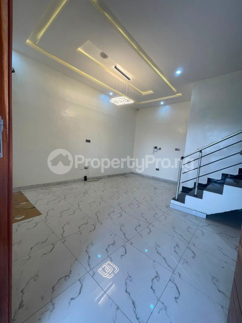 3 bedroom House for rent Abraham Adesanya Off Lekki-Epe Expressway Ajah Lagos