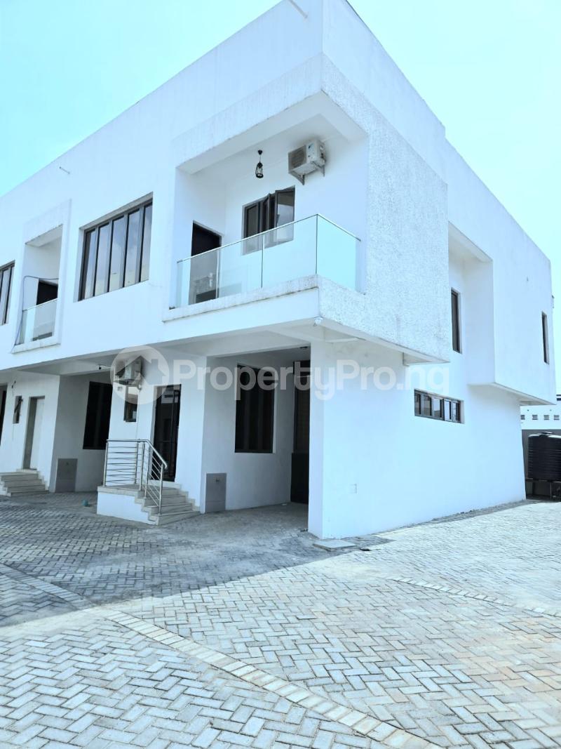 3 bedroom House for sale Chevron Lekki Lagos