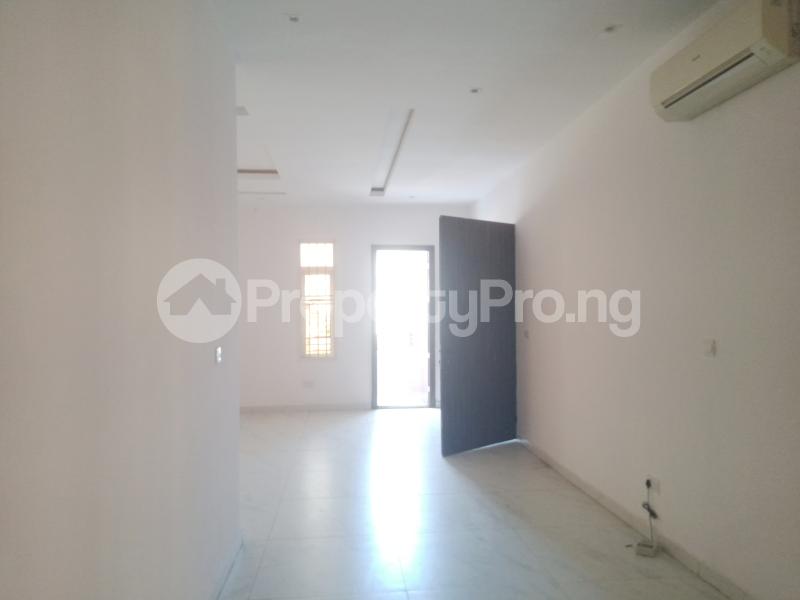 3 bedroom Flat / Apartment for rent Off Admiralty Lekki Phase 1 Lekki Lagos