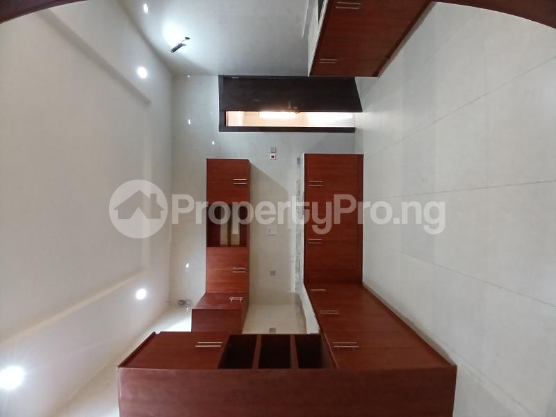 6 bedroom House for sale Life Camp Abuja Diplomatic Zone, Life Camp Abuja