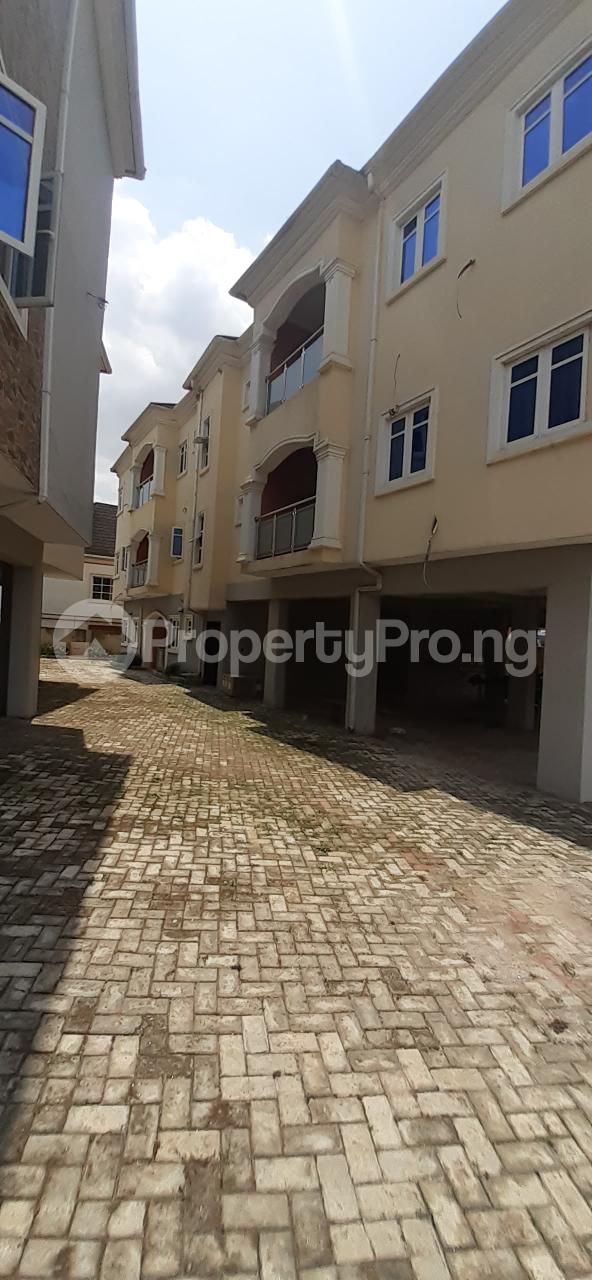3 Bedroom Flat / Apartment in Omole phase 2 Ojodu Lagos Flat
