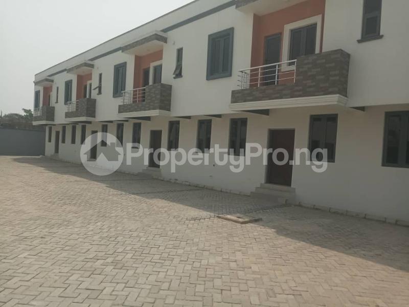 3 bedroom House for sale Bella Estate, By Chevron Toll Gate chevron Lekki Lagos