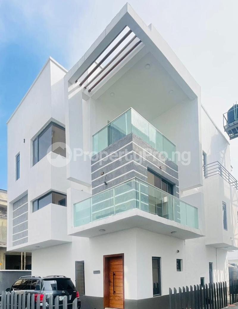 5 bedroom House for rent Ikota Lekki Lagos
