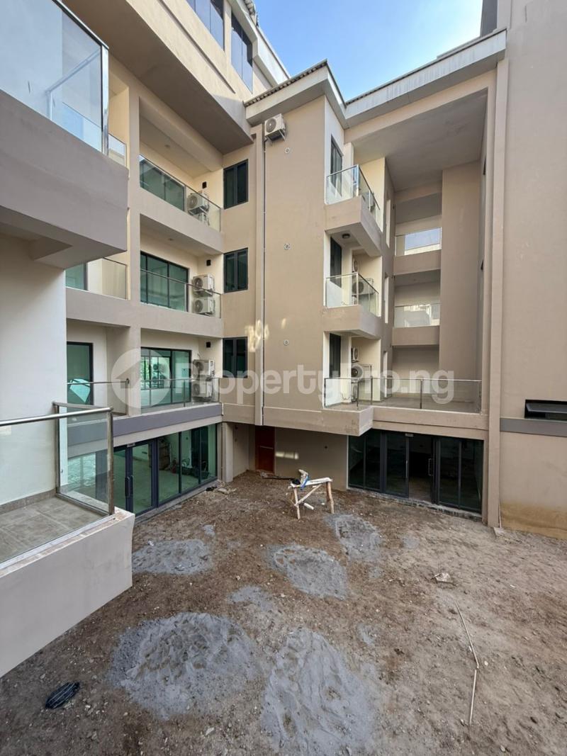 4 bedroom Flat / Apartment for sale Wuse 2 Abuja