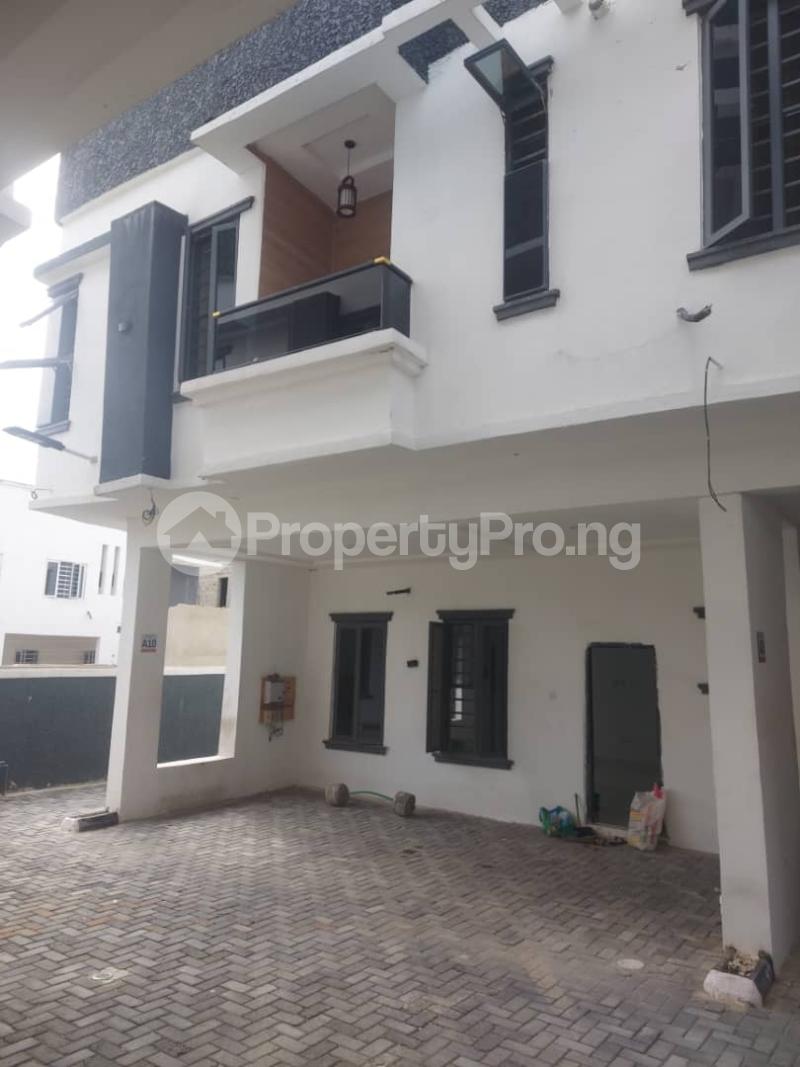 4 bedroom House for rent Villa Ikota Lekki Lagos