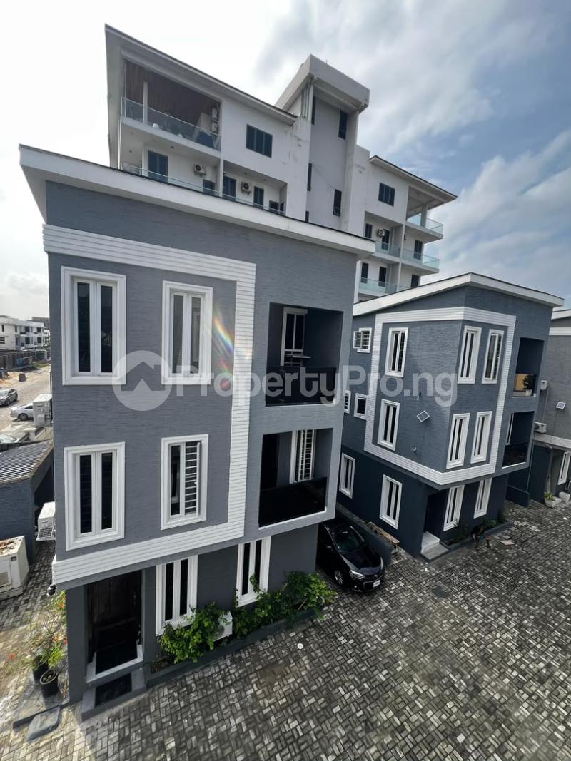 4 bedroom House for sale Lekki Right Lekki Lagos