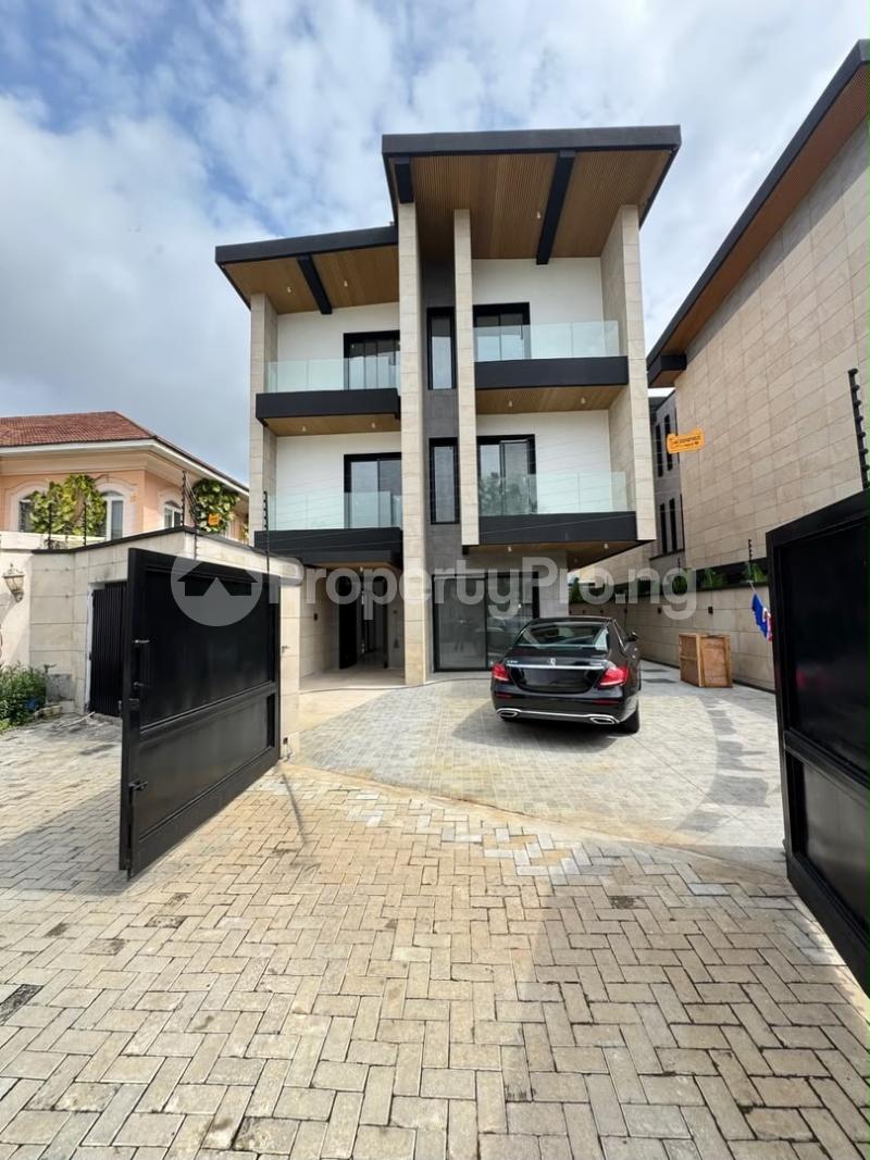4 bedroom House for sale Banana Island Ikoyi Lagos