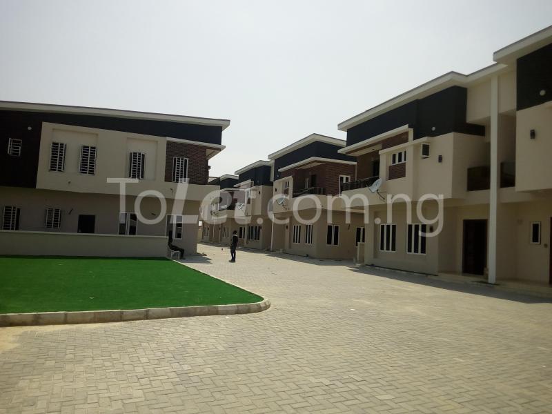 House for sale By Chevron Toll Gate Lagos