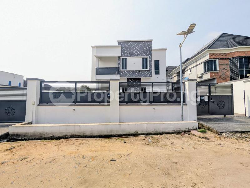 4 bedroom House for sale Peninsula Garden Estate, Blenco Bustop Sangotedo Ajah Lagos