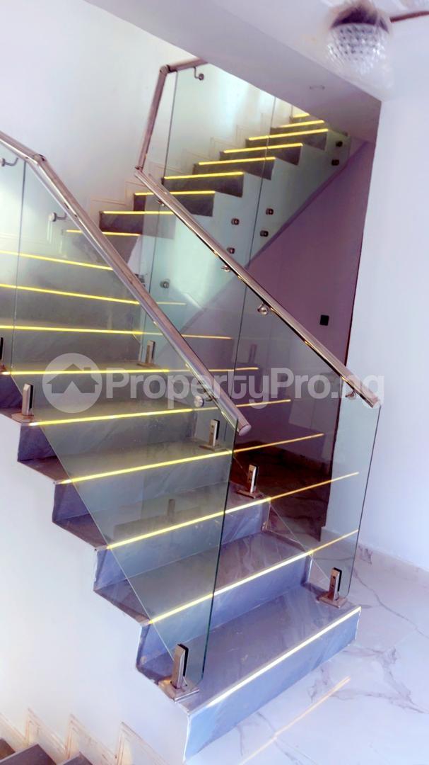 4 bedroom House for sale Close To Ogudu Lagos