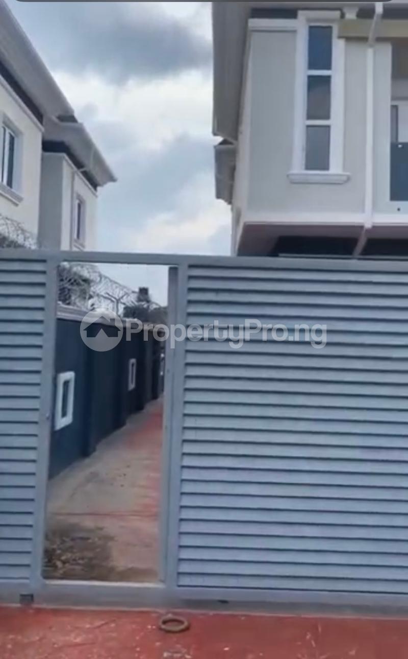 4 bedroom House for sale Lugbe Estate Lugbe Abuja