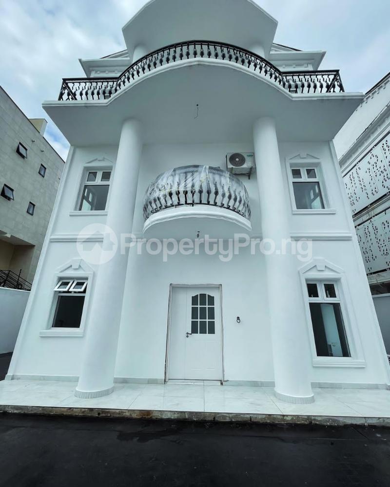4 bedroom House for sale Banana Island Ikoyi Lagos