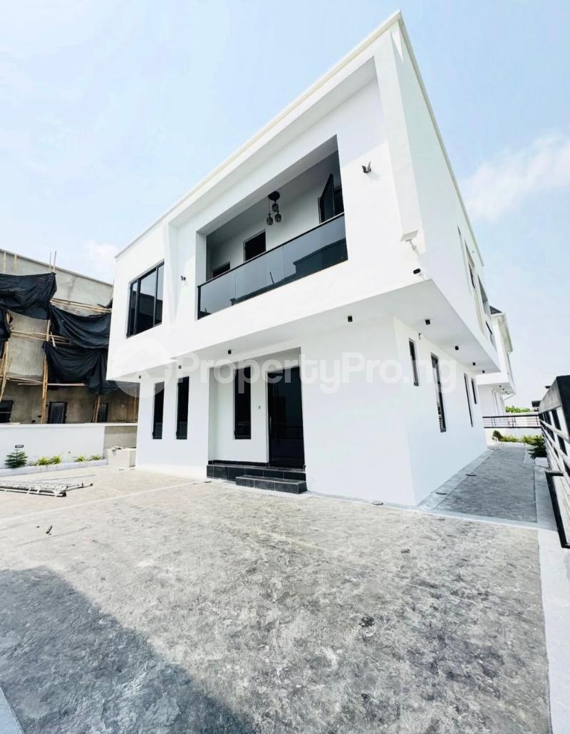 4 bedroom House for rent Monastery Road, Sangotedo Ajah Lagos