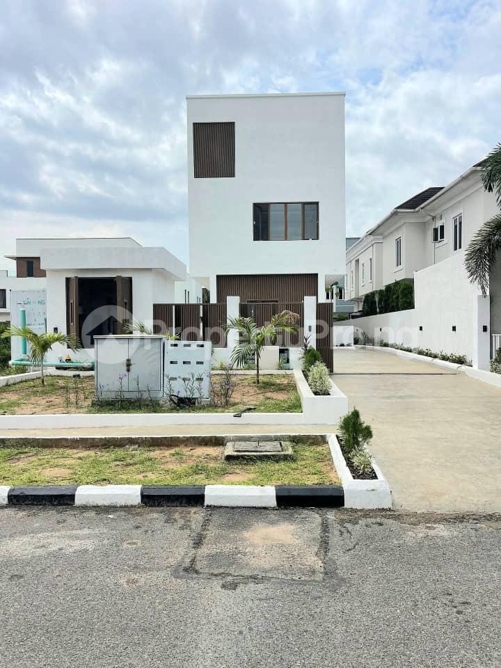 4 bedroom House for sale Pinnock Beach Estate Osapa london Lekki Lagos