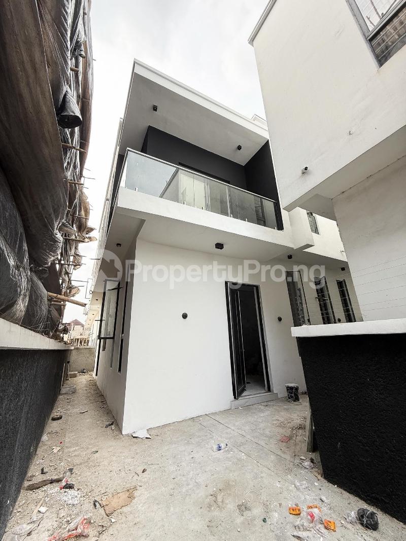 4 bedroom House for sale Chevron Lekki Lagos