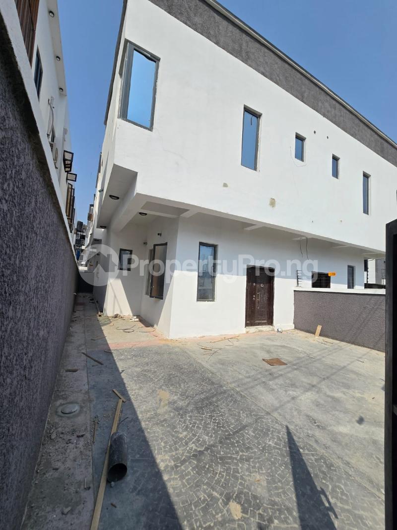 4 bedroom House for sale Ologolo Ologolo Lekki Lagos