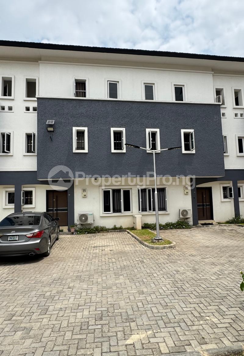 4 bedroom House for rent Ikate Lekki Lagos